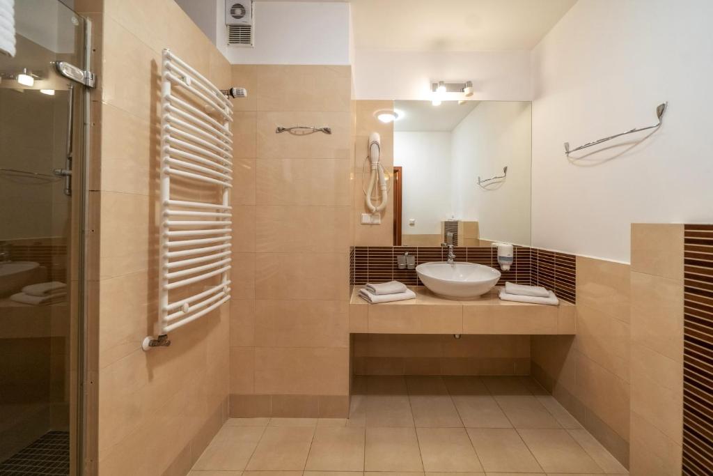 Hotel Murowanica - Resim 41