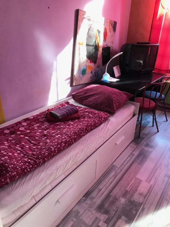 Hotel sebarozvoja s možnostou získania poznania a inšpirujúcich prostriedkov na uplatnovanie vedomia, premenu seba a prostredia interiéru - Resim 43