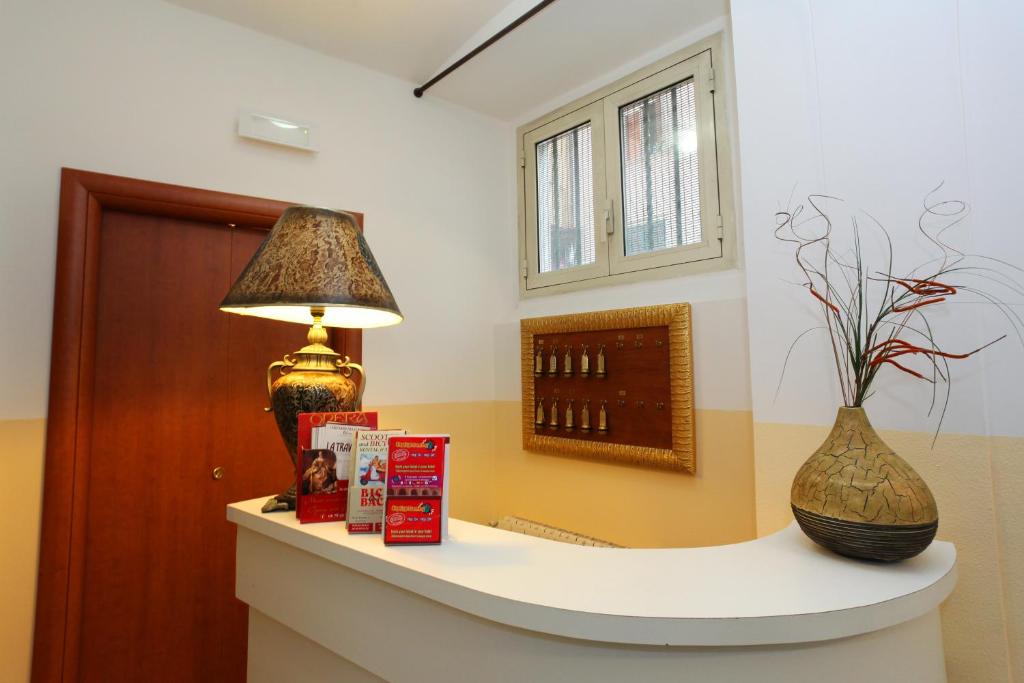 Fotografie z fotogalerie ubytování Hotel Pisa v Římě