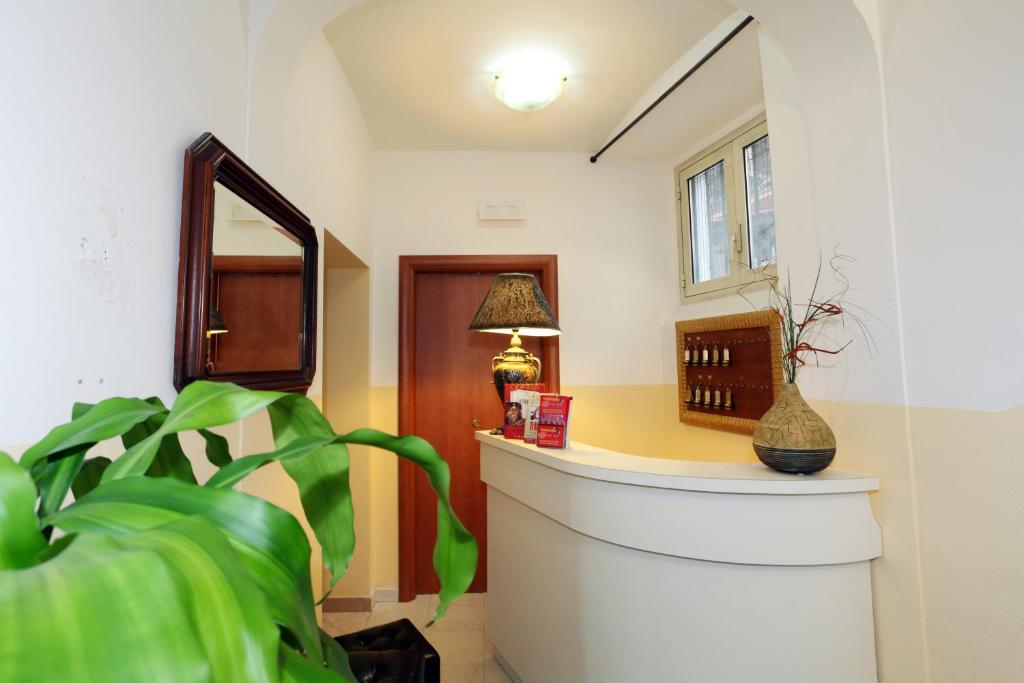 Fotografie z fotogalerie ubytování Hotel Pisa v Římě