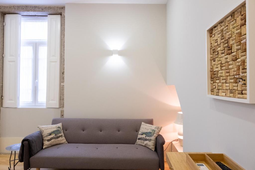 Alda's Vintage Apartments with Free Parking - 18