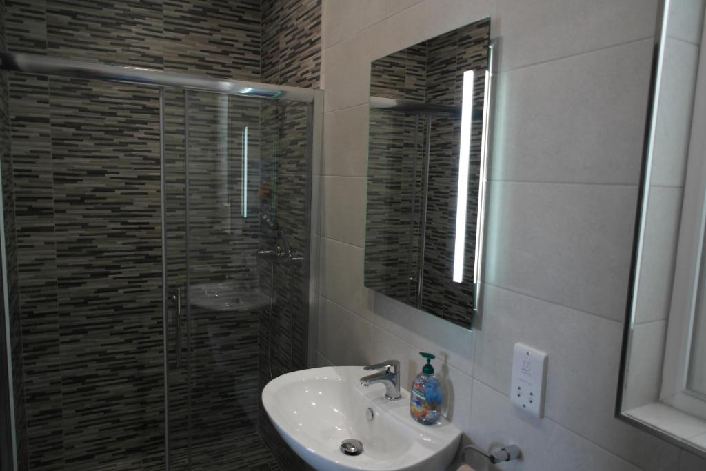 Koupelna v ubytování Marsaskala Penthouse Apartment