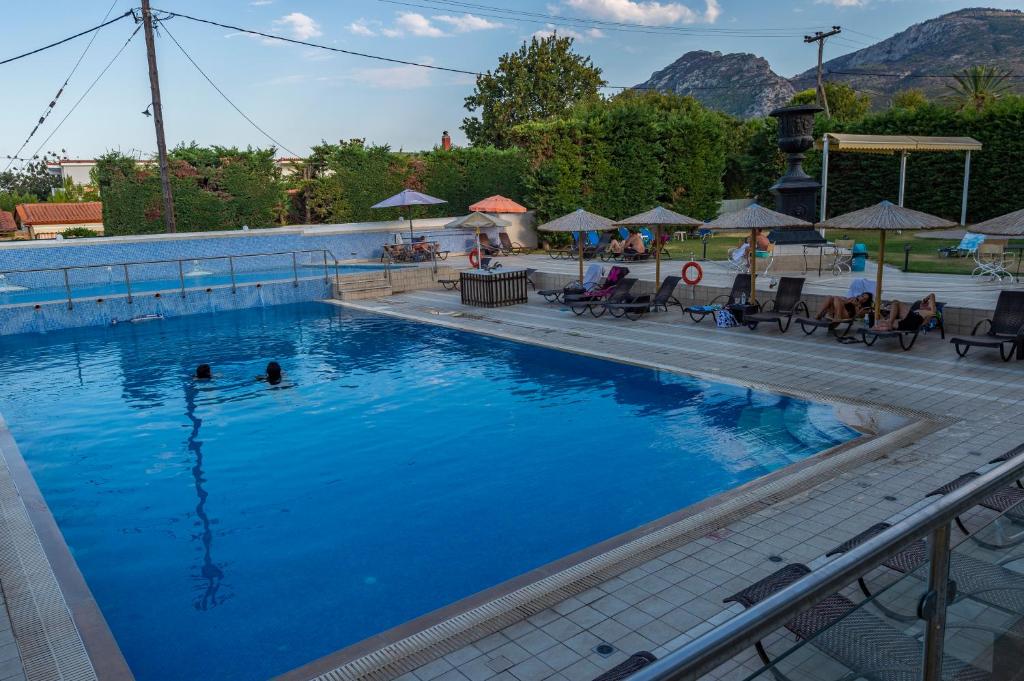 Basen w obiekcie Dolphin Resort & Conference lub w pobliżu