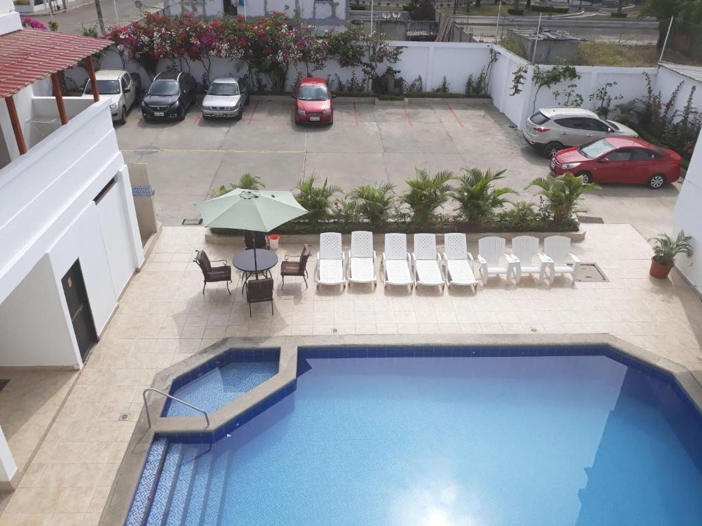 Bazén v ubytování Buenavista Place Hotel nebo v jeho okolí