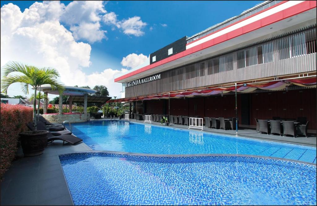 Bazén v ubytování Grand Hatika Hotel nebo v jeho okolí