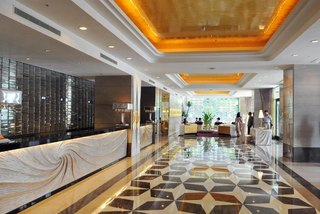 Monarch Skyline Hotel, Luzhu – Updated 2024 Prices