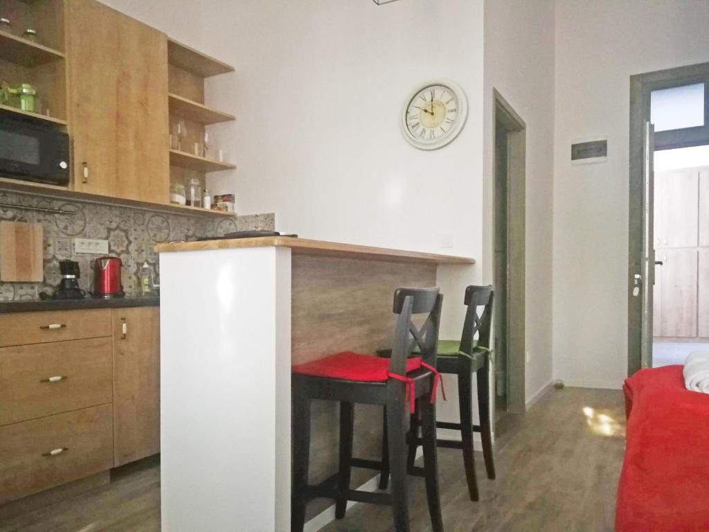 Kuchyňa alebo kuchynka v ubytovaní M37 Apartman