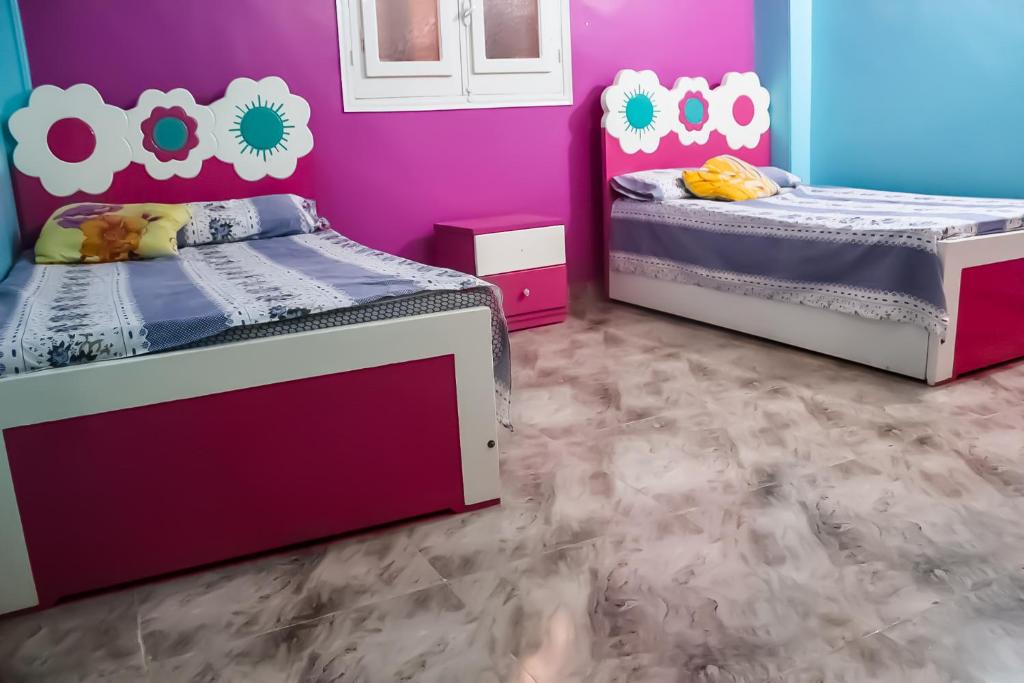 Bob Marley Guest House - 2