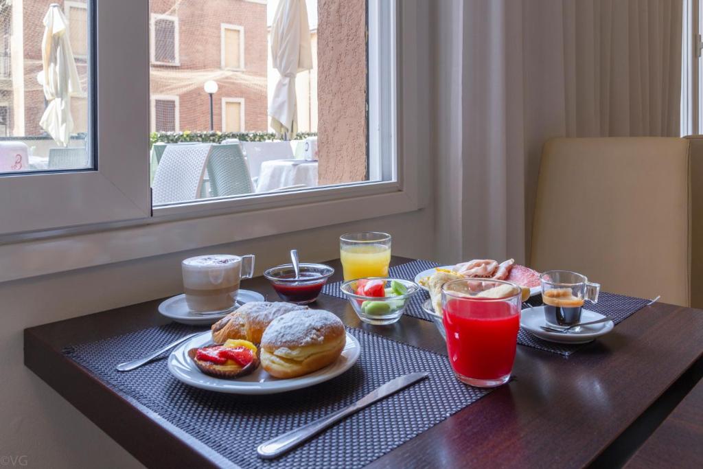 Suite Hotel Elite - Resim 21