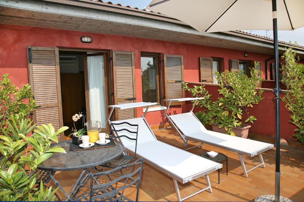 Balkón nebo terasa v ubytování Hotel Residenza Alighieri
