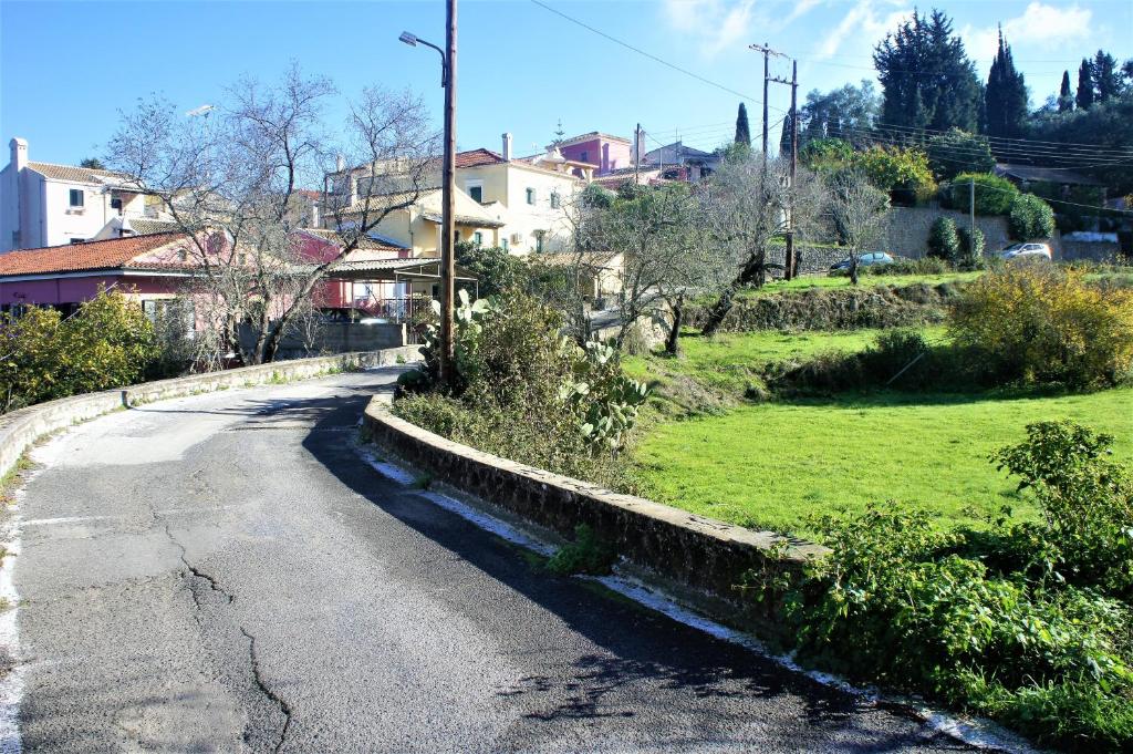 The surrounding neighborhood or a neighborhood close to Az apartmant