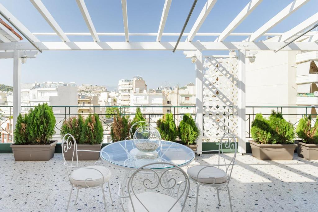 Balkón nebo terasa v ubytování Athens View