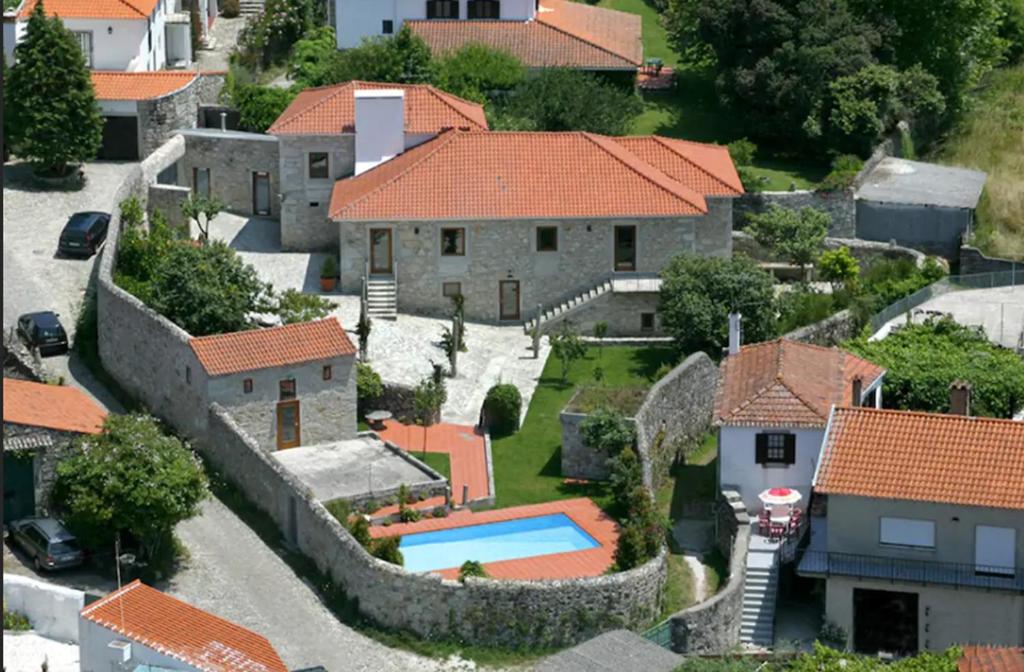 Bazén v ubytování Casa de Sapiao & Studio nebo v jeho okolí