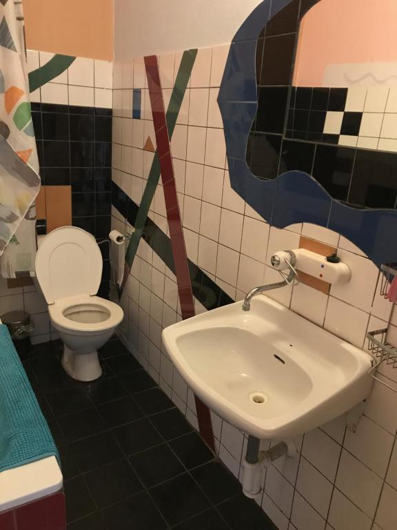 Hotel sebarozvoja s možnostou získania poznania a inšpirujúcich prostriedkov na uplatnovanie vedomia, premenu seba a prostredia interiéru - Resim 6