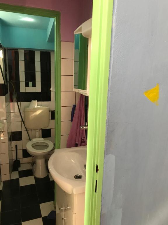 Hotel sebarozvoja s možnostou získania poznania a inšpirujúcich prostriedkov na uplatnovanie vedomia, premenu seba a prostredia interiéru - Resim 36