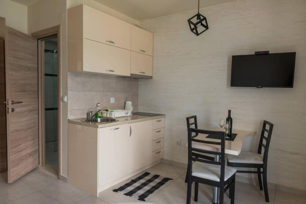 " Tiamat " apartmani - 7