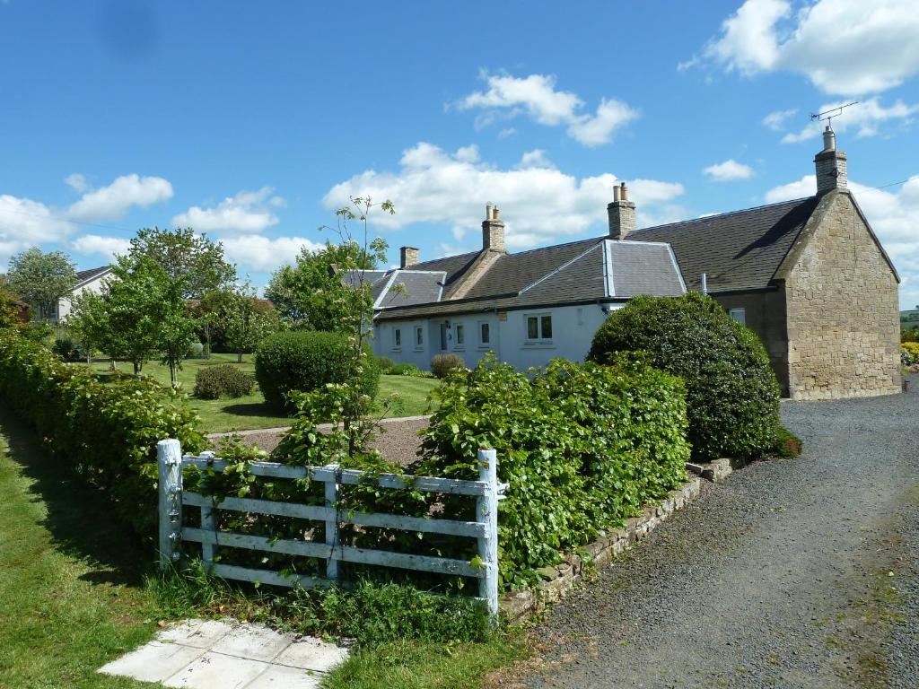 Gallery image of Babingtons Cottage in Coldstream