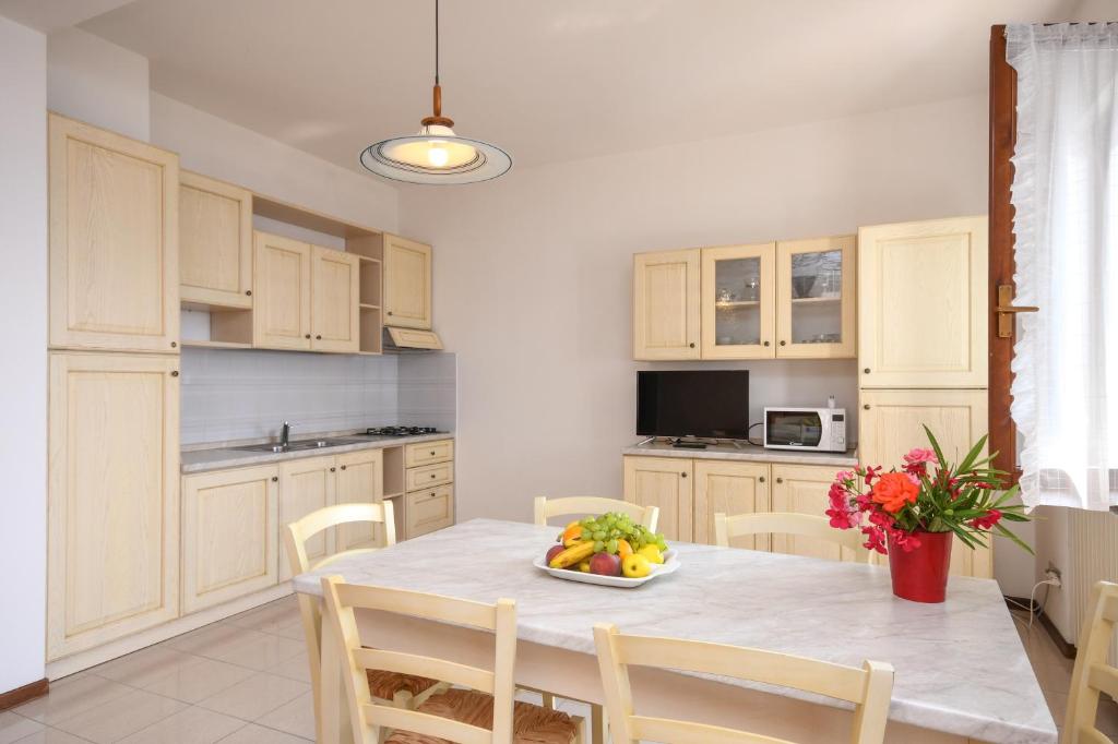 Kuchyň nebo kuchyňský kout v ubytování Residence Calap