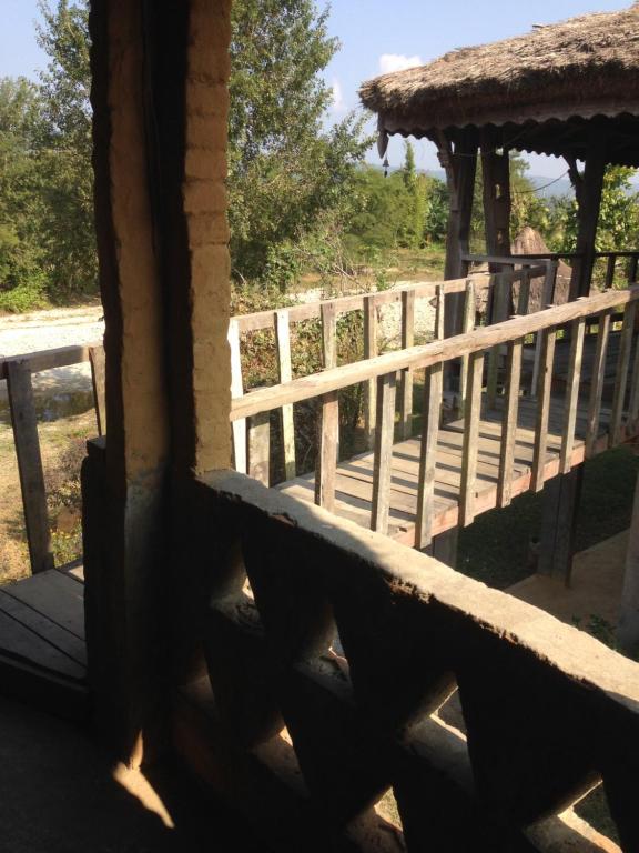Balkón nebo terasa v ubytování Shanta Ghar A Rustic Guesthouse
