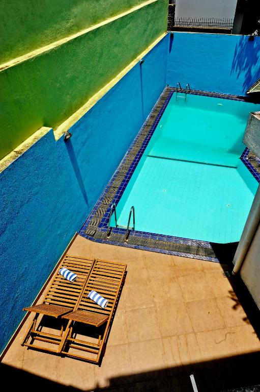 Piscina di Hotel See Kandy o nelle vicinanze