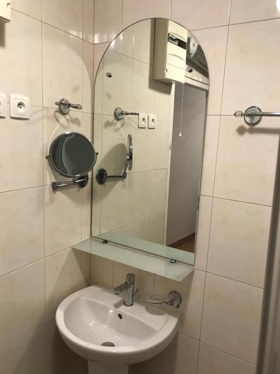 Een badkamer bij Appartement du Couvent