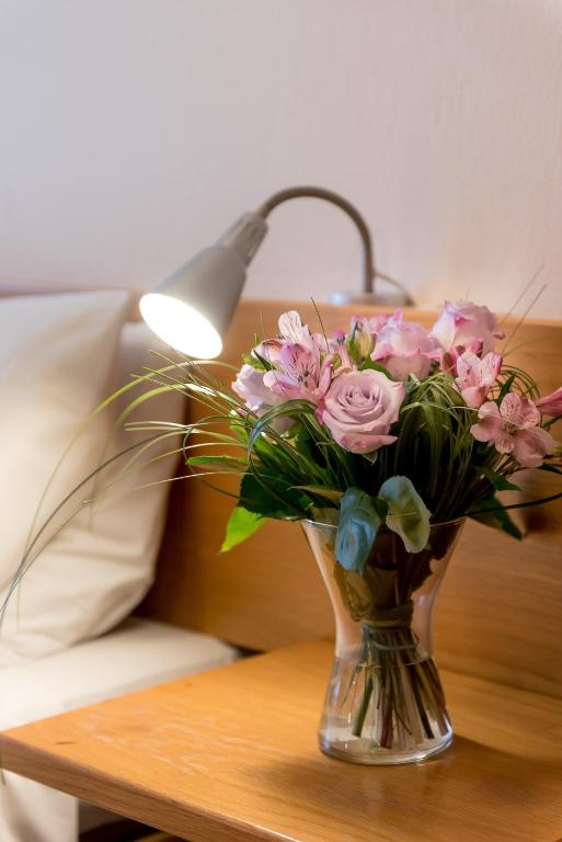 Fotografie z fotogalerie ubytování Hotel Rendez Vous v destinaci Châtillon