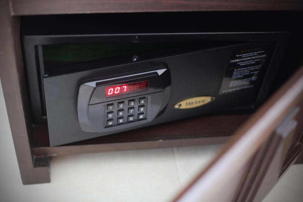 Rambuttri Village Plaza - Resim 22