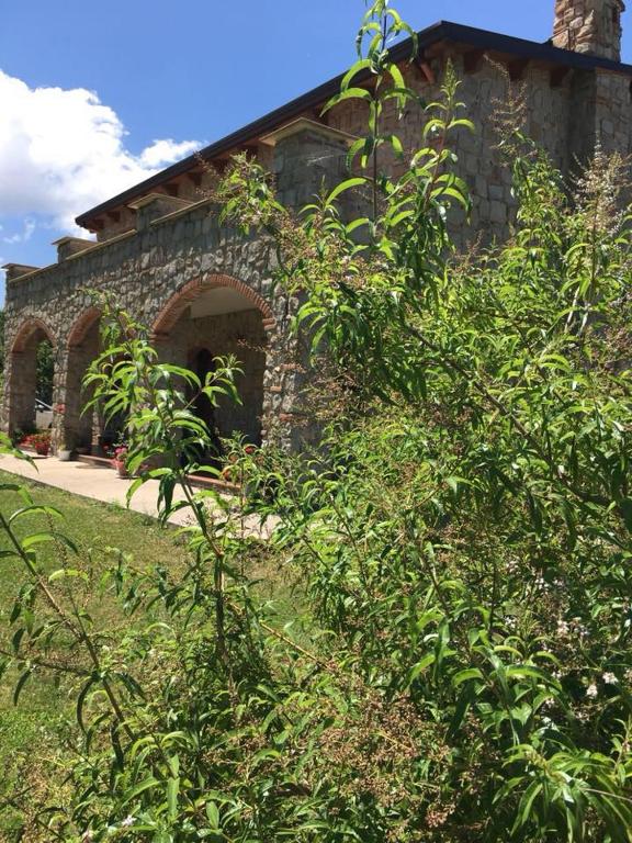 Stone house - Housity