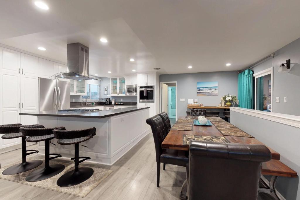 Silverstrand Beach House, Oxnard Updated 2023 Prices