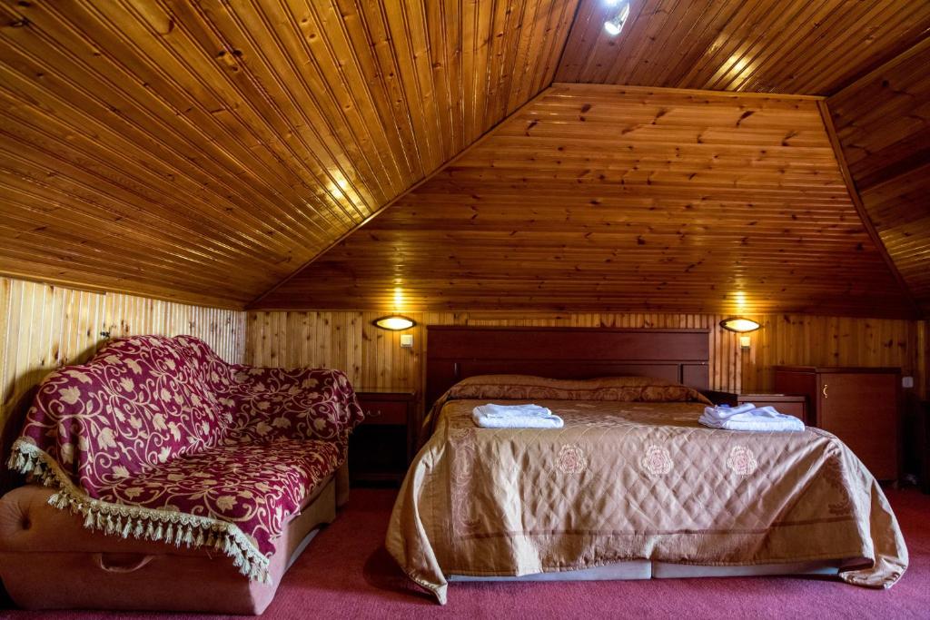 Tasia Mountain Hotel - 5