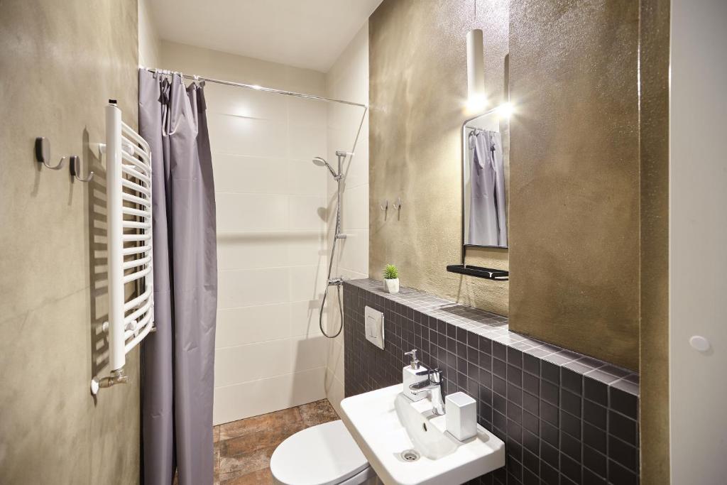 Ex Factory apartments - Two-Bedroom Apartment With Balcony