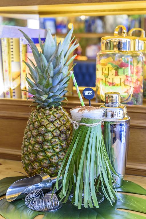 Boutique Hotel H10 Villa de la Reina - Resim 32