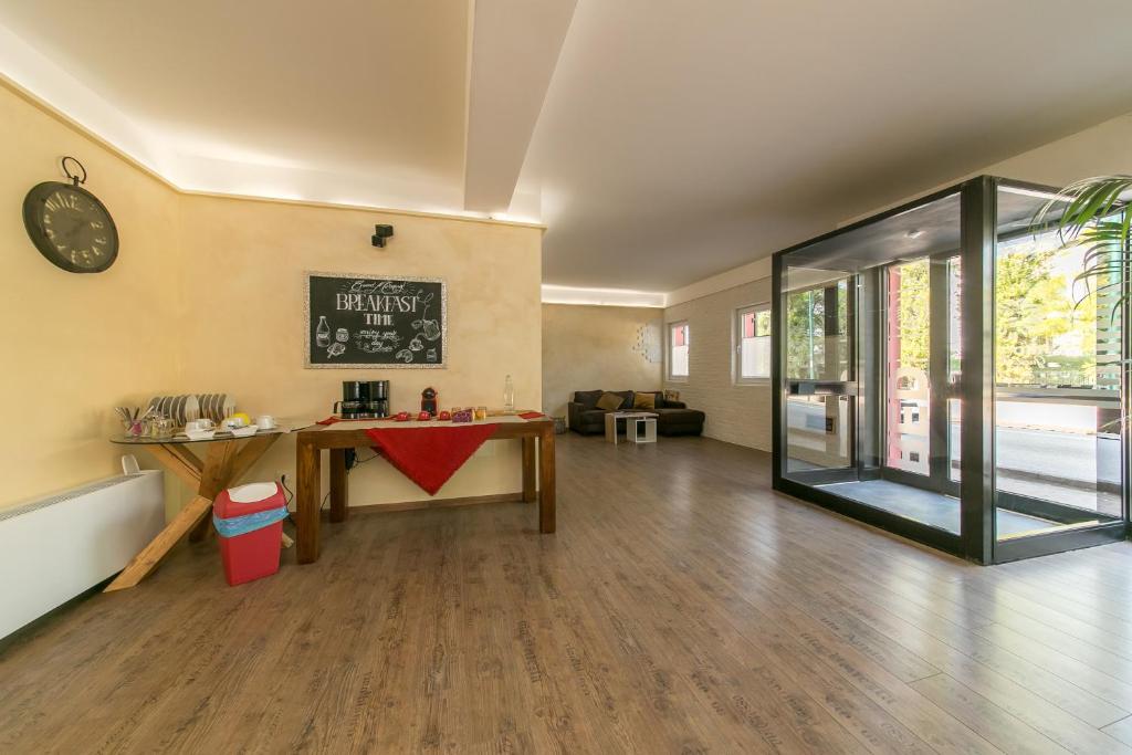 Fotografie z fotogalerie ubytování Red Lion Guest House v Mestre
