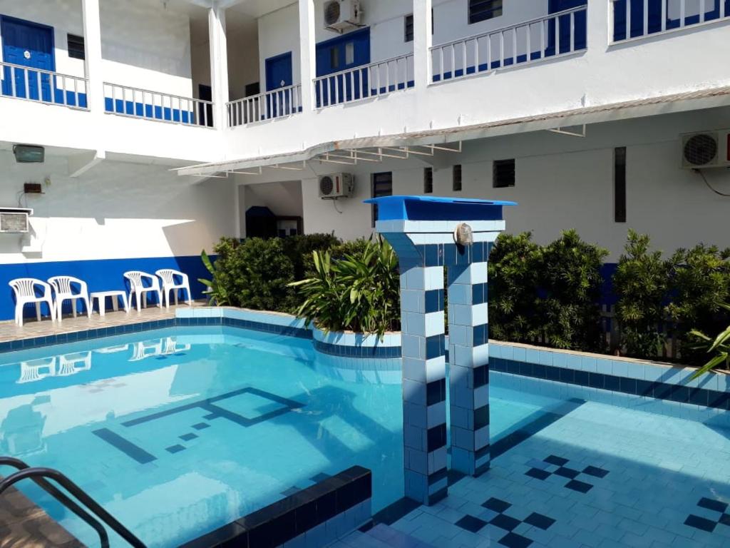  Regine's Hotel