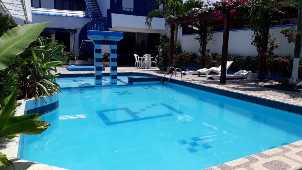  Regine's Hotel