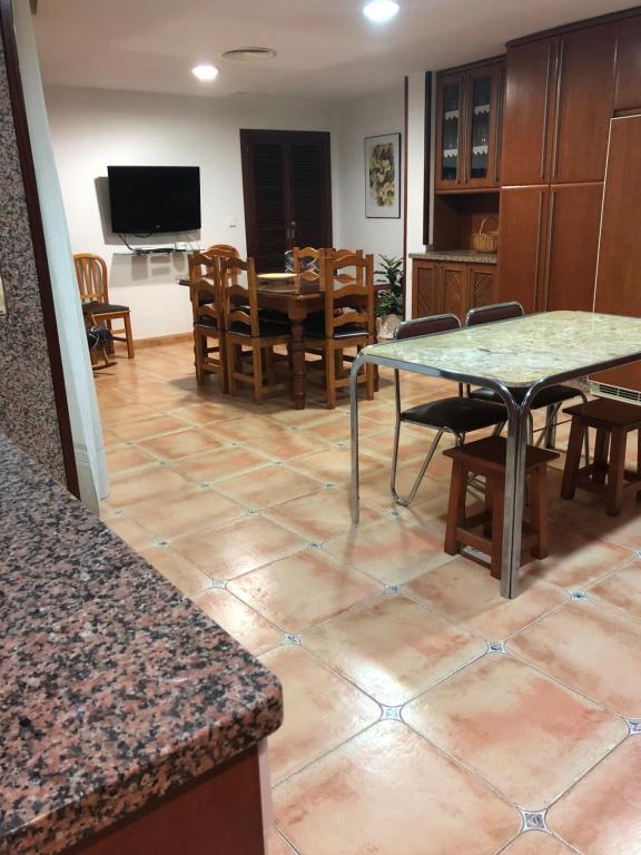 A television and/or entertainment centre at Peso de la Harina - piso completo