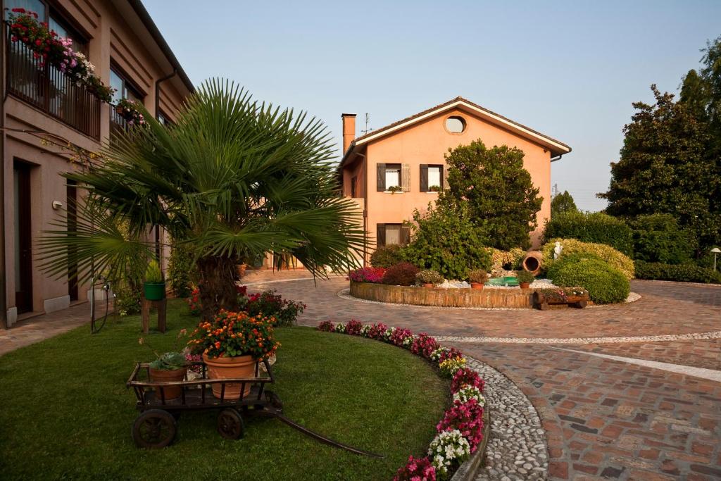 Zahrada ubytování Relais Leon d'Oro
