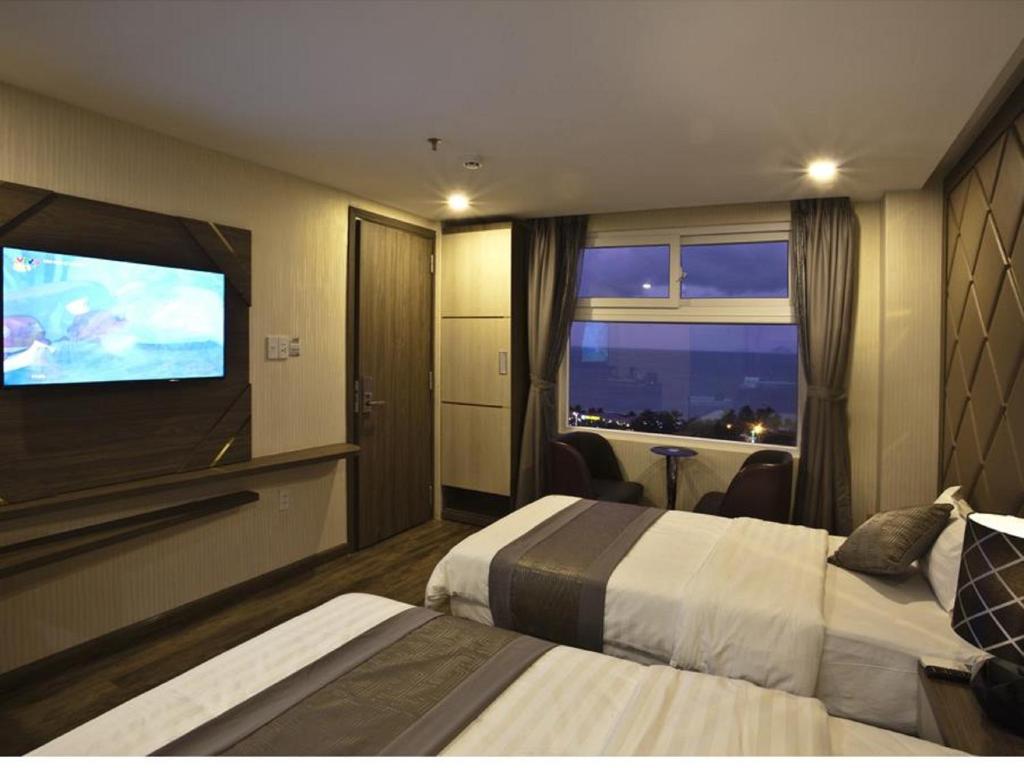 New Sun Hotel - Superior Triple Room With City View