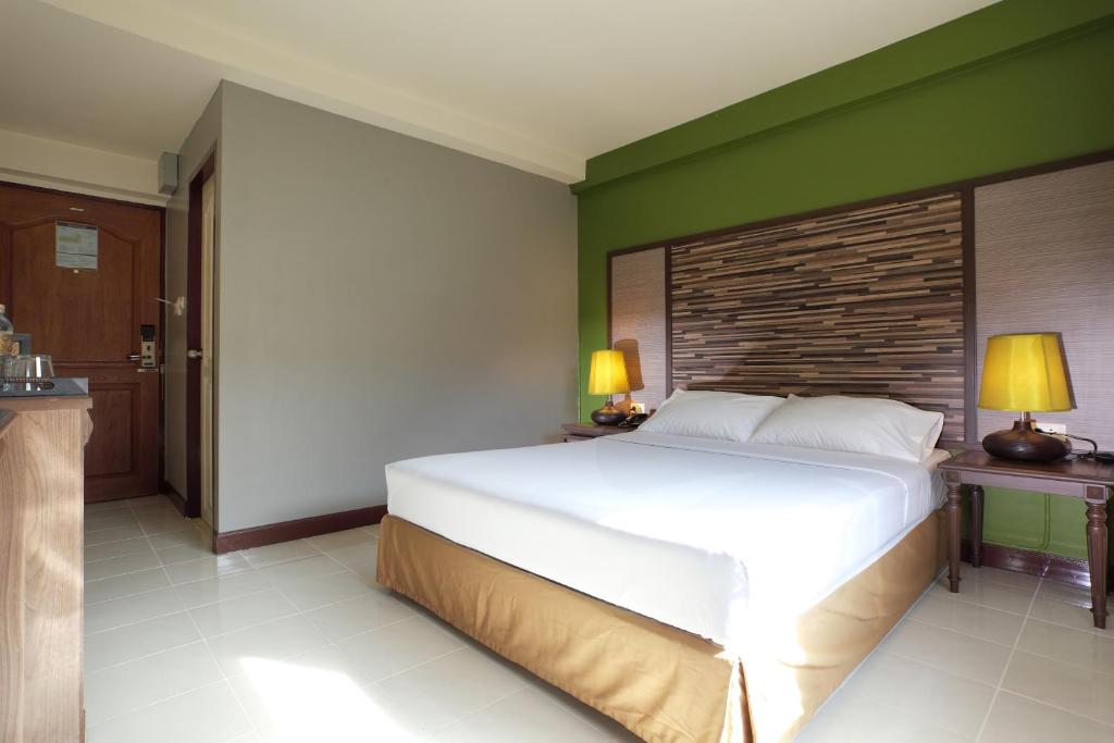 Rambuttri Village Plaza - Resim 13