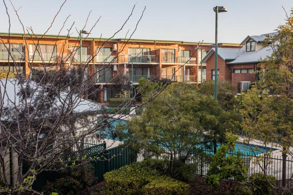Perth Ascot Central Apartment Hotel Official - Resim 31