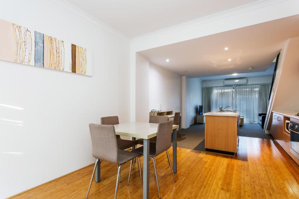 Perth Ascot Central Apartment Hotel Official - Resim 29