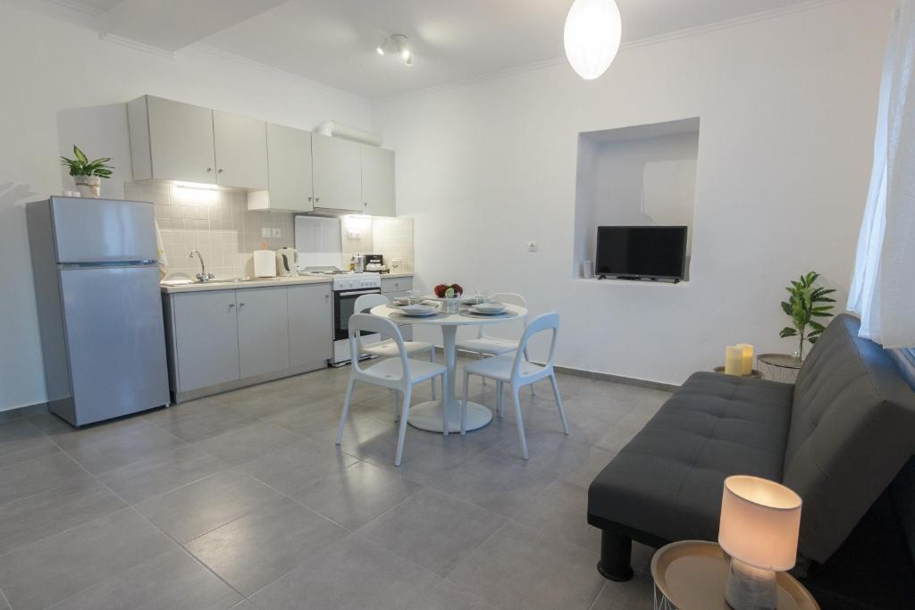 INFINITY APARTMENT, Leonidio (updated prices 2024)