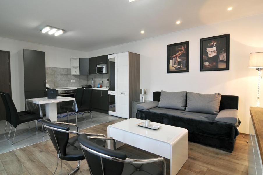 Kuchyňa alebo kuchynka v ubytovaní Silver Beach Apartments