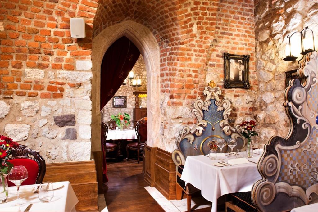 Kanonicza 22 - Resim 19