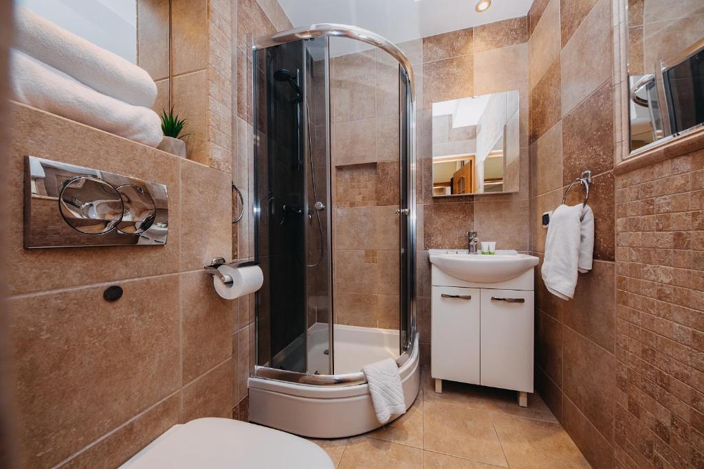 Kúpeľňa v ubytovaní ShortStayPoland Warecka (B2)