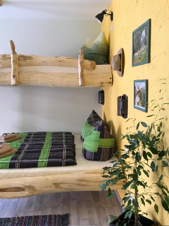 Fotografie z fotogalerie ubytování Pension Cubana v Rothenburgu
