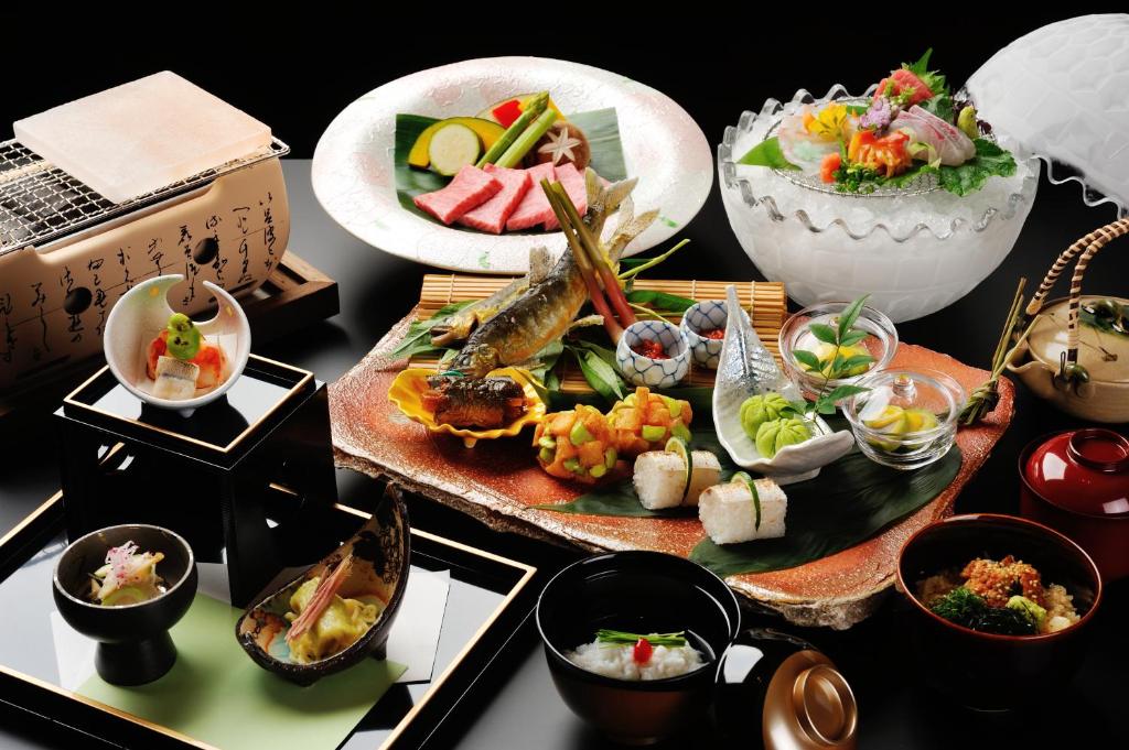 Cibo presso il ryokan o nelle vicinanze