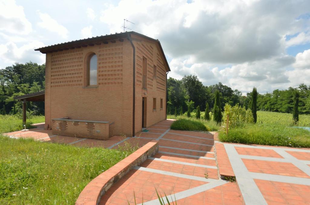 Budova, v ktorej sa dovolenkový dom nachádza