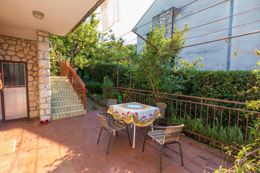 Balkón nebo terasa v ubytování APARTMAN VERA
