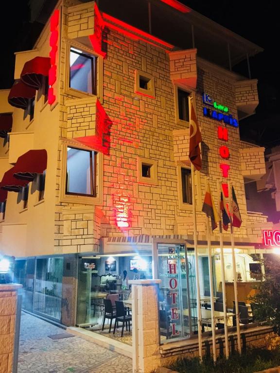 تصویر اتاق‌های Lara Kapris Hotel - تصویر ۲